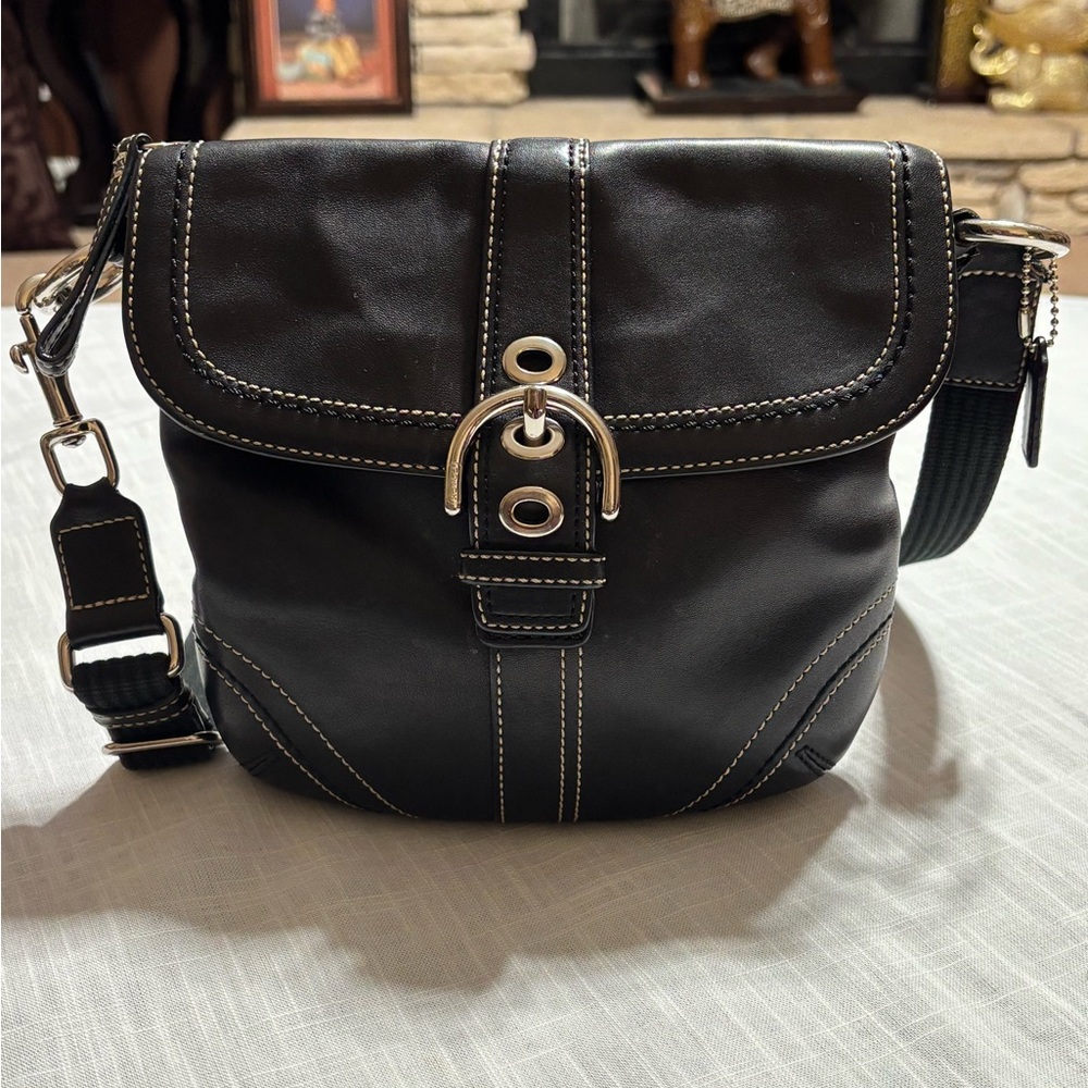 Coach Black Leather crossbody Bag